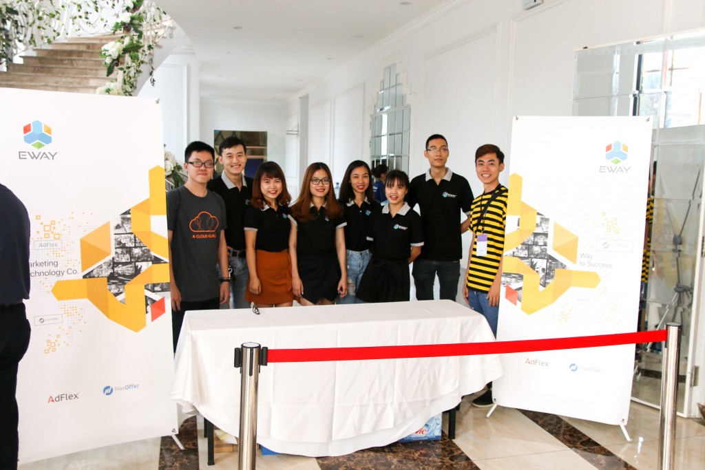 EWAY Event team tham dự chương trình